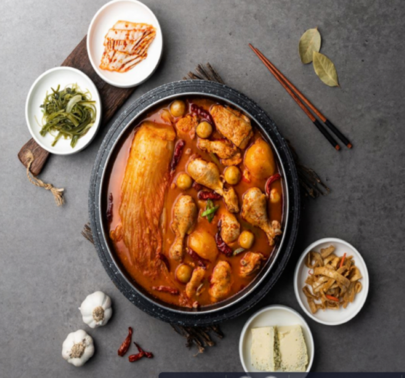 원주몰,[원주맛집 민병선식당] 묵은지닭볶음탕국내산 밀키트 1~2인