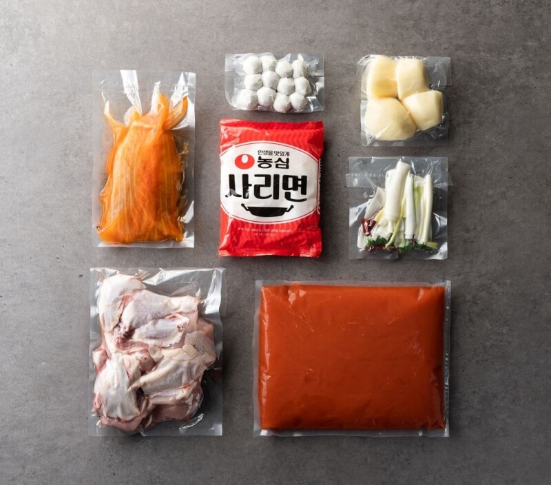 원주몰,[원주맛집 민병선식당] 묵은지닭볶음탕국내산 밀키트 1~2인